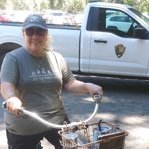 Meet your Posher, Kim - Picture 1 of 1